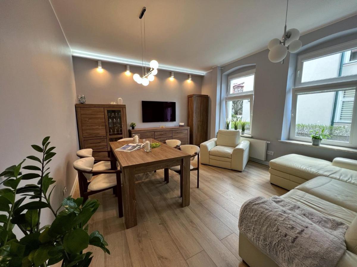 Apartament Olivia Business Suite Гданск Екстериор снимка